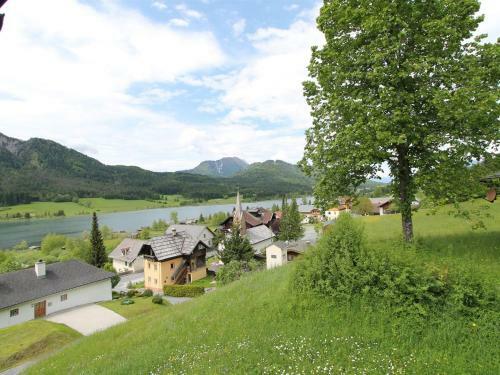 Holiday Home Bella Isa Weissensee