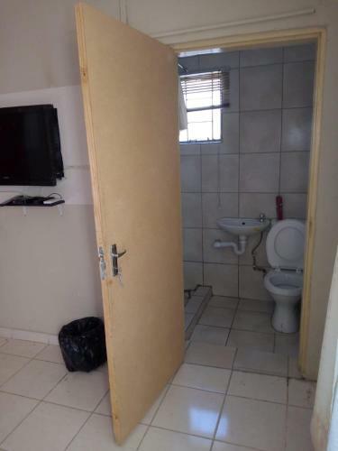 Hostal Rayon Guesthouse