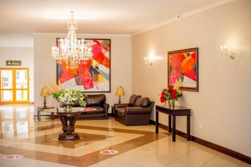 Le Grand Chateau Hotel