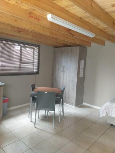 Hostal Kom Tuis Gastehuis