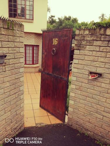 Hostal The Valley Guest House And Conferencing