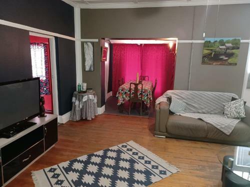Villa Karoo Refresh Cheerful 2 Bedroom House