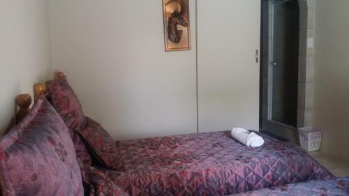 Hostal Chariots Guest House