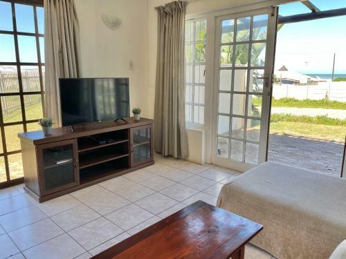 Apartamento 26 Settler Sands Beachfront Accommodation Sea View