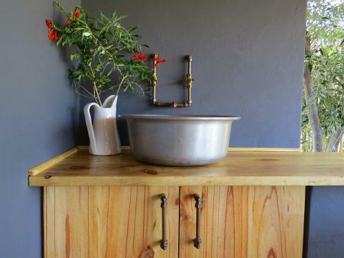 Olive Grove Pip