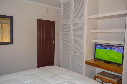 Hostal Emangunini Guest House