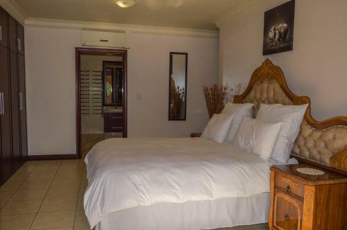 Hostal Emangunini Guest House