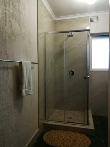 Hostal Emangunini Guest House