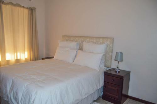 Hostal Emangunini Guest House