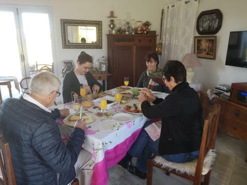 Hostal @rina's Guesthouse