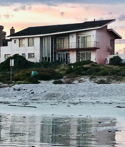 Villa On Beach, 180 View, West Coast Home