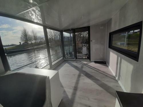 Apartamento Hausboote Unteres Odertal Hausboot Seeadler