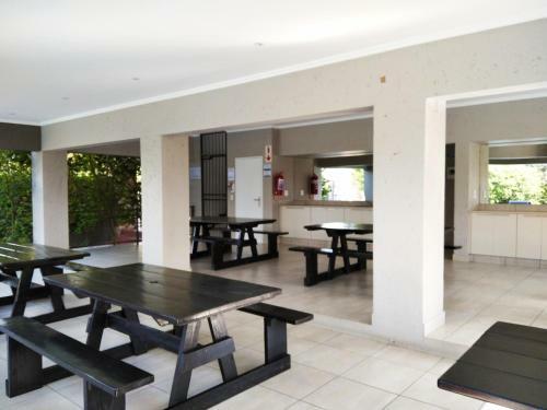 Modern, Secure And Amazing Apartment In Fourways