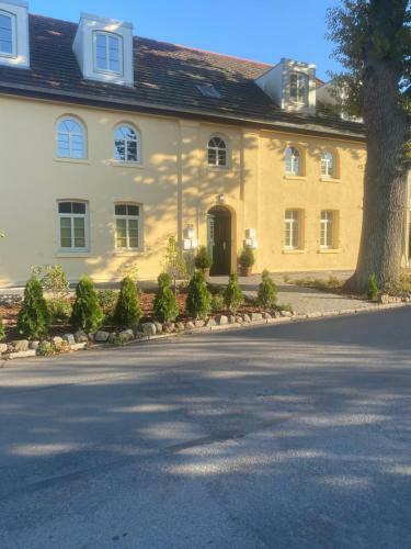 Apartamento Wundersch�ne Ferienwohnung In Schwerin