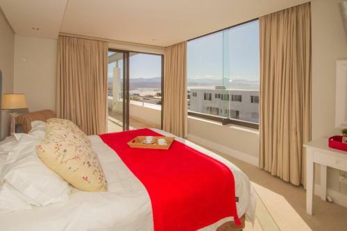 Apartment A Upper Deck