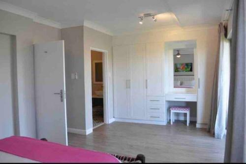Apartamento Castleton Double Storey Duplex.