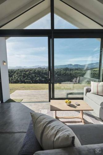 Hillandale Hideaway
