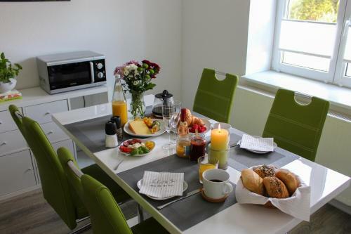 Modernes Apartment Mit Balkon I Sedlitzer See