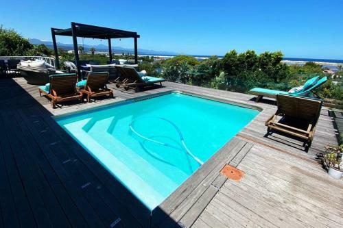 Villa Lasalle Holiday Home (Sun, Beach, Views, Fun For Everyone!)