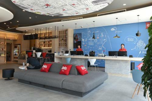 Ibis Lanzhou West Railway Station Hotel