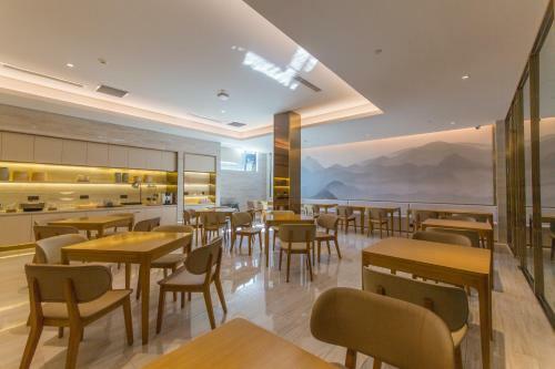 Ji Hotel (Kunming Qianxing Road)