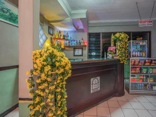 Oyo 90132 Lie Mas Hotel