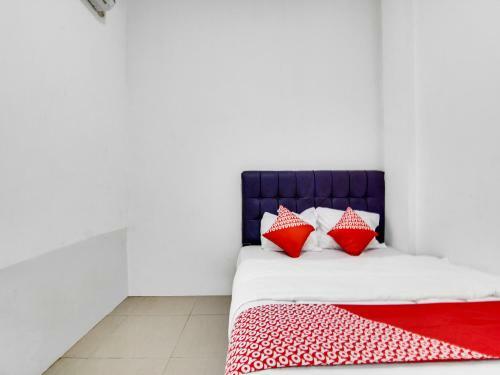 Oyo 90897 Hotel Sepupu Satria
