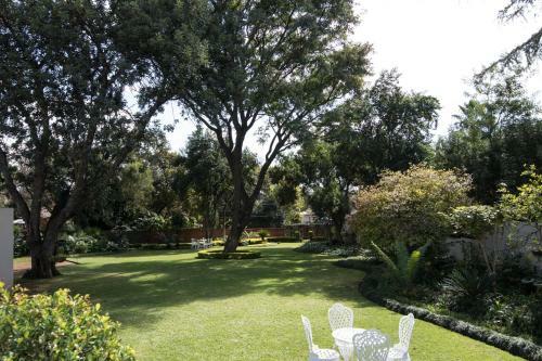 Bed & Breakfast 64 On Malabor