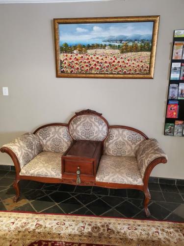 Hostal Erasmus Manor Guest House