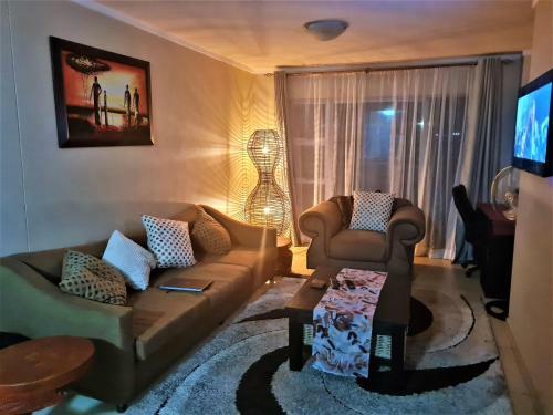 Menlyn Maine Apartments, Menlyn Place