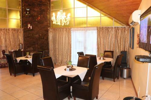 Hostal Southwest Guest House