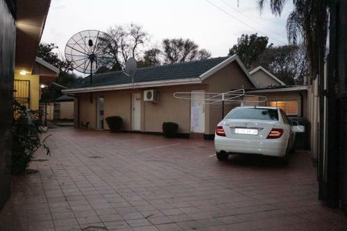 Hostal Southwest Guest House