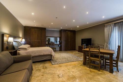 Hostal About Guest Lodge