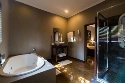 Hostal About Guest Lodge