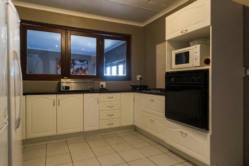 Hostal About Guest Lodge