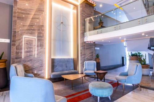The Regency 2 Bedroom Apartment