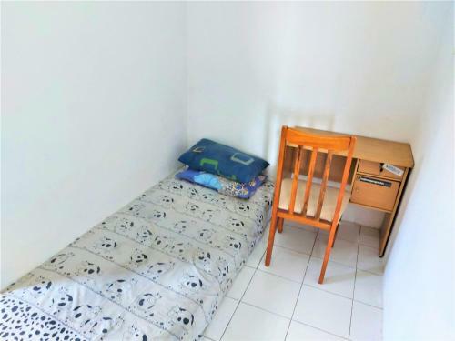 Hostal Guesthouse Maura