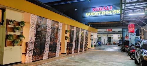 Hostal Subali Guest House