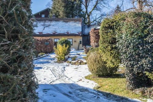 Apartamento Uriges Landh�uschen