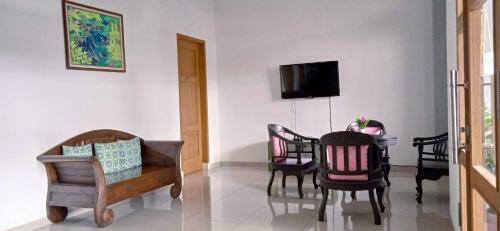 Hotel Guest House Pinarak 2 Syariah Redpartner
