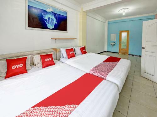 Oyo 90451 Hotel Roda Mas 1