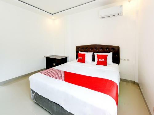 Oyo 90898 Hotel Top Jaya