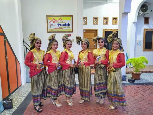 Hostal Pondok Simpang Tiga