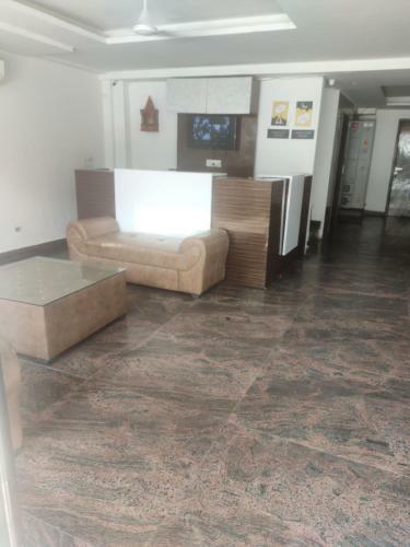 Singh Service Apartments Medanta
