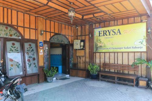 Hostal Hotel Erysa Juanda