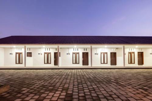 Hotel Oyo 3716 Dijobi