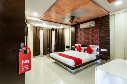 Collection O 3767 Hotel Gopal Palace