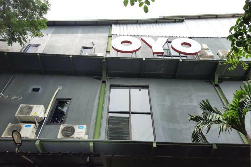 Hotel Oyo 2928 Rumah Ceria