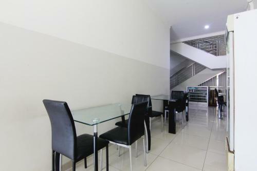 Hostal Ventura Residence