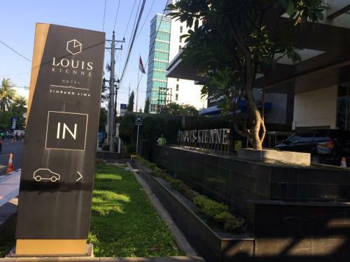 Apartment Wr Louis Kienne Simpang Lima Semarang